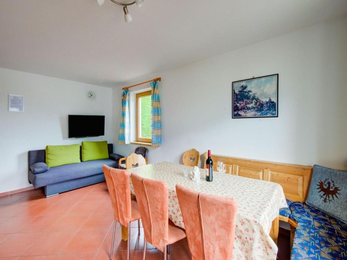Scenic Apartment In Tirol With Garden Kaltenbach Eksteriør billede