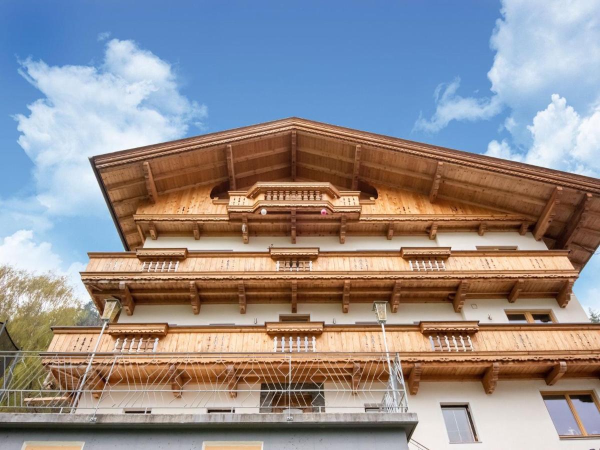 Scenic Apartment In Tirol With Garden Kaltenbach Eksteriør billede