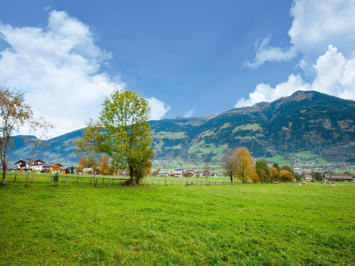 Scenic Apartment In Tirol With Garden Kaltenbach Eksteriør billede